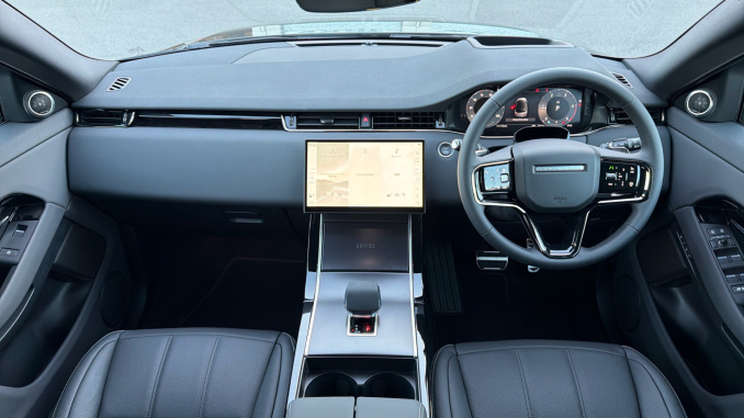 Land Rover Range Rover Evoque 2.0 D200 Hoxton Edition 5dr Auto Diesel Hatchback - Image 9